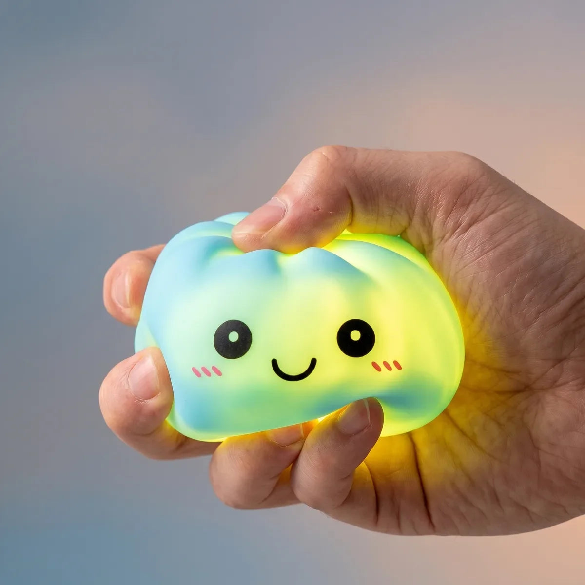 Veilleuse Squishy Dumpling Bleue — en situation d'usage