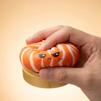Squishy Dumpling Mystère Bao Moelleux — en situation de jeu