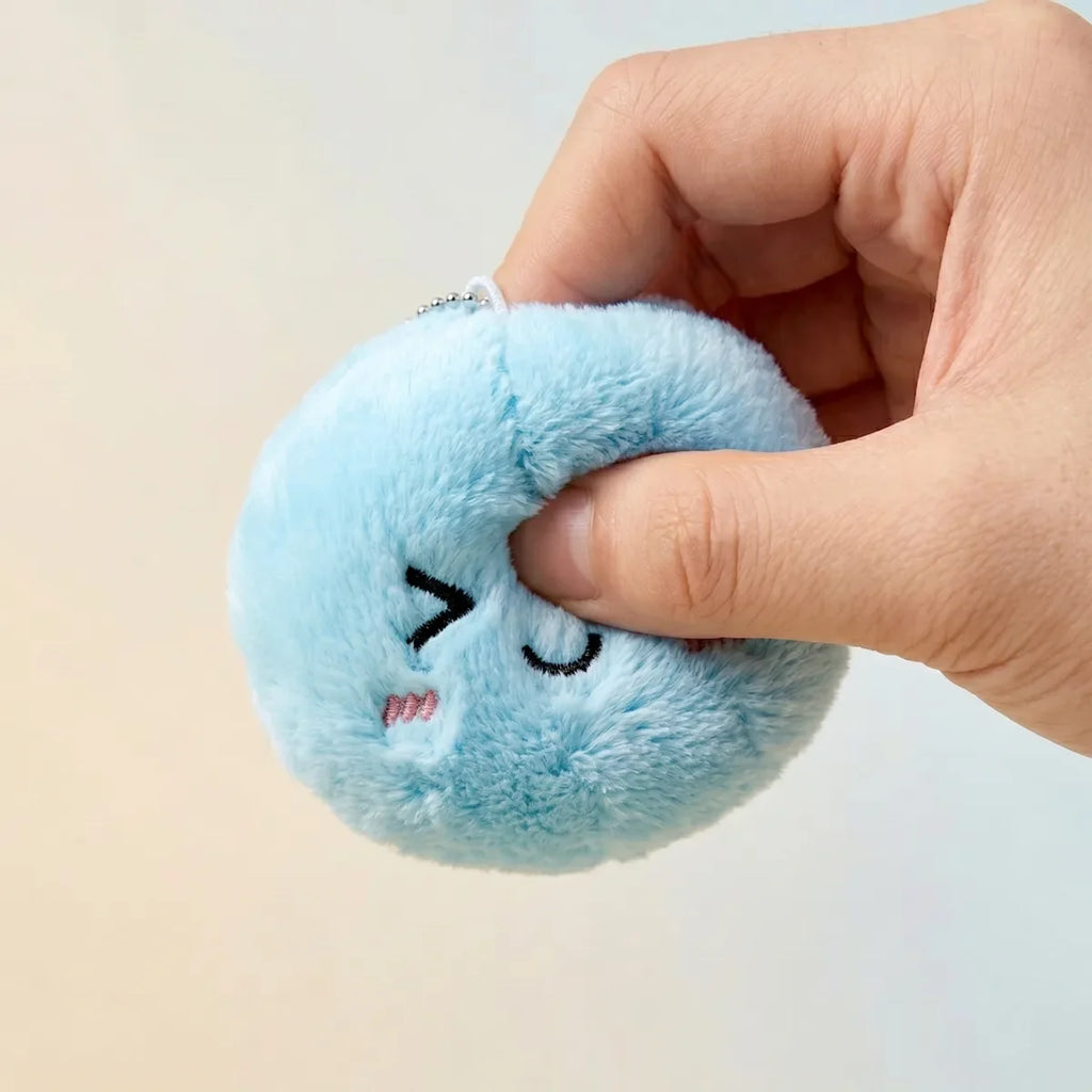 Coffret 6 Porte-clés Squishy Dumpling — pressé entre les doigts