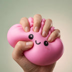 Squishy Dumpling Rose 15 cm — pressé entre les doigts