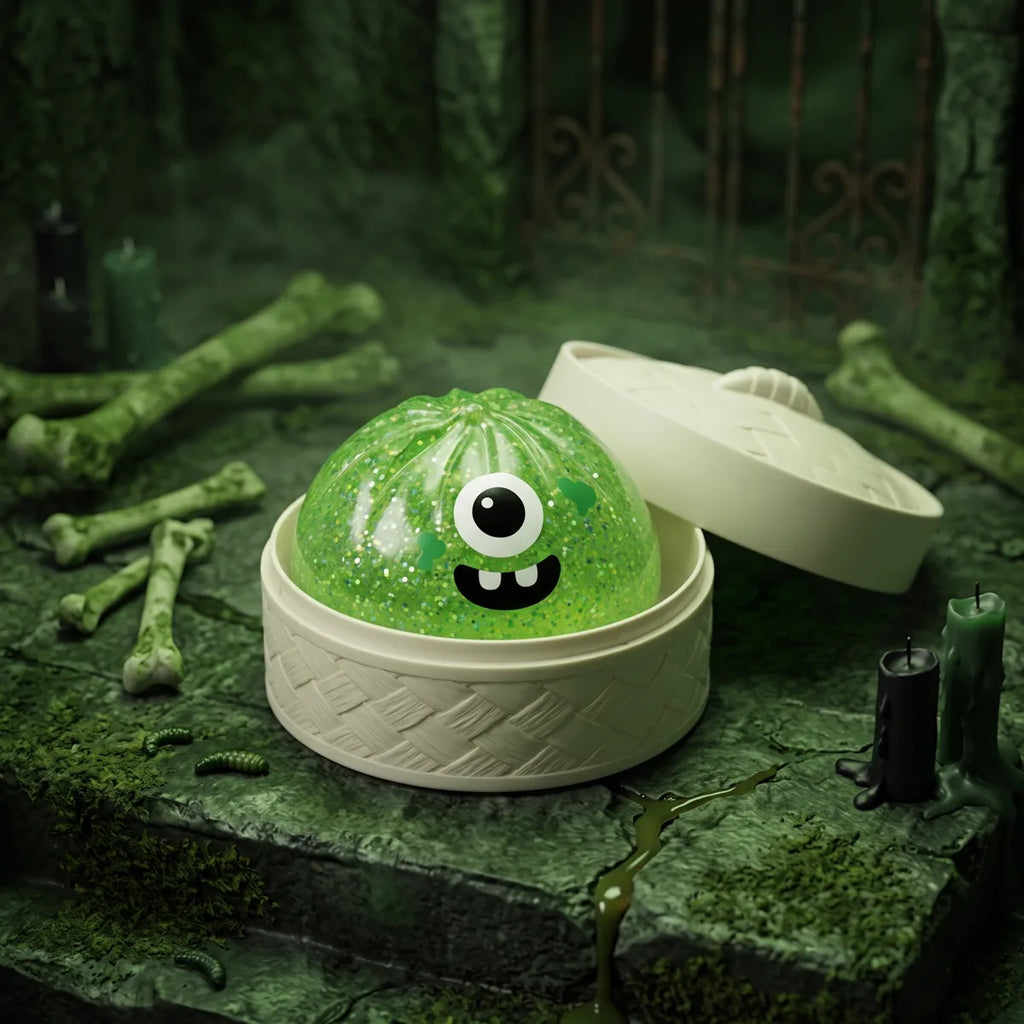 Squishy Dumpling Monstre vert à un œil — Halloween — avec sa boîte Halloween