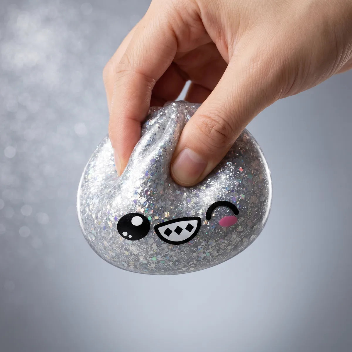 Squishy Dumpling Mystère Série Courte — en situation de jeu