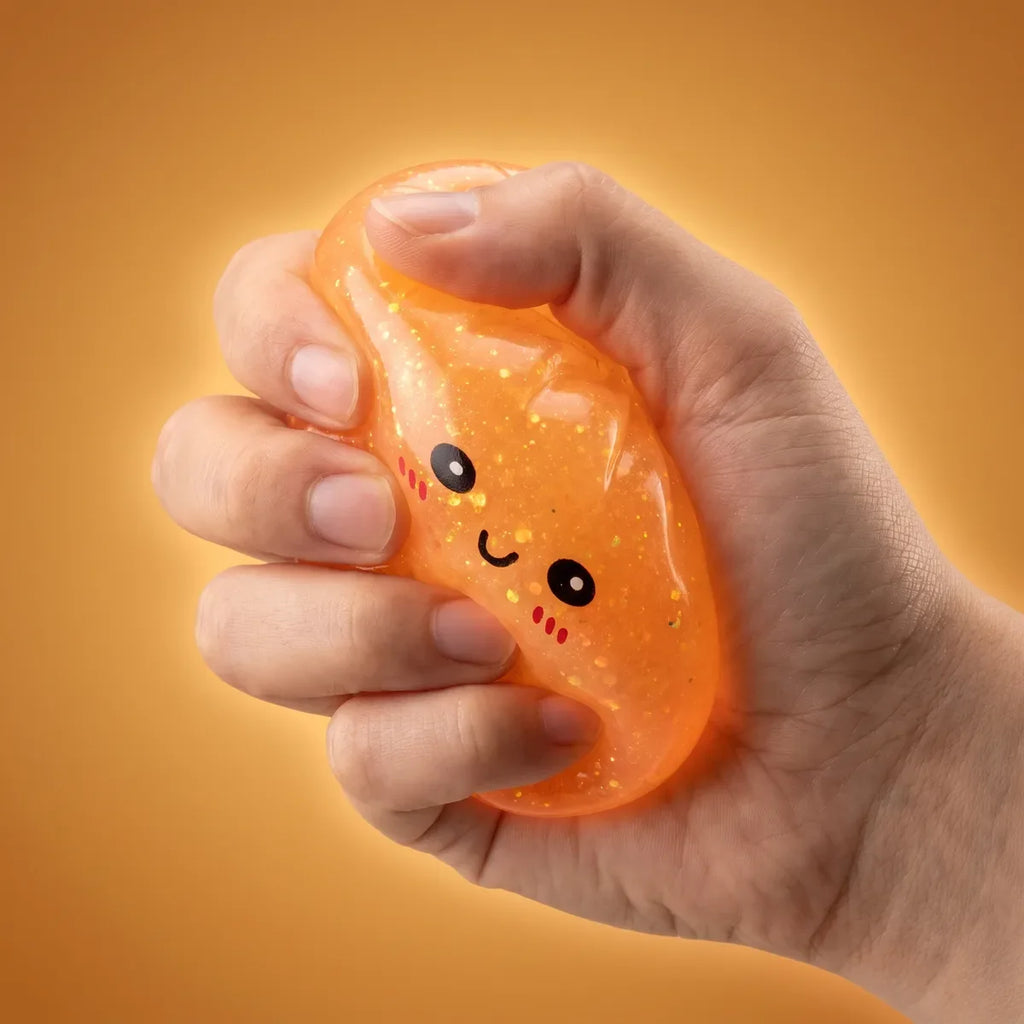 Squishy Dumpling Mystère Phosphorescent — pressé entre les doigts