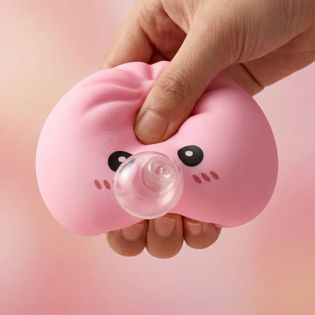 Squishy Dumpling Bubble Rose — en situation de jeu