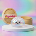 Squishy Dumpling Holographique — vu de face sur fond neutre