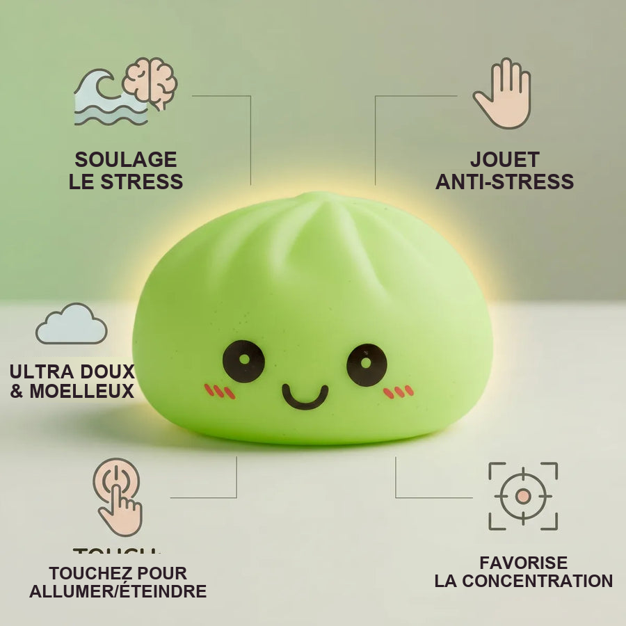 Veilleuse Squishy Dumpling Verte — guide des tailles, comparaison avec une main