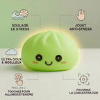 Veilleuse Squishy Dumpling Verte — guide des tailles, comparaison avec une main