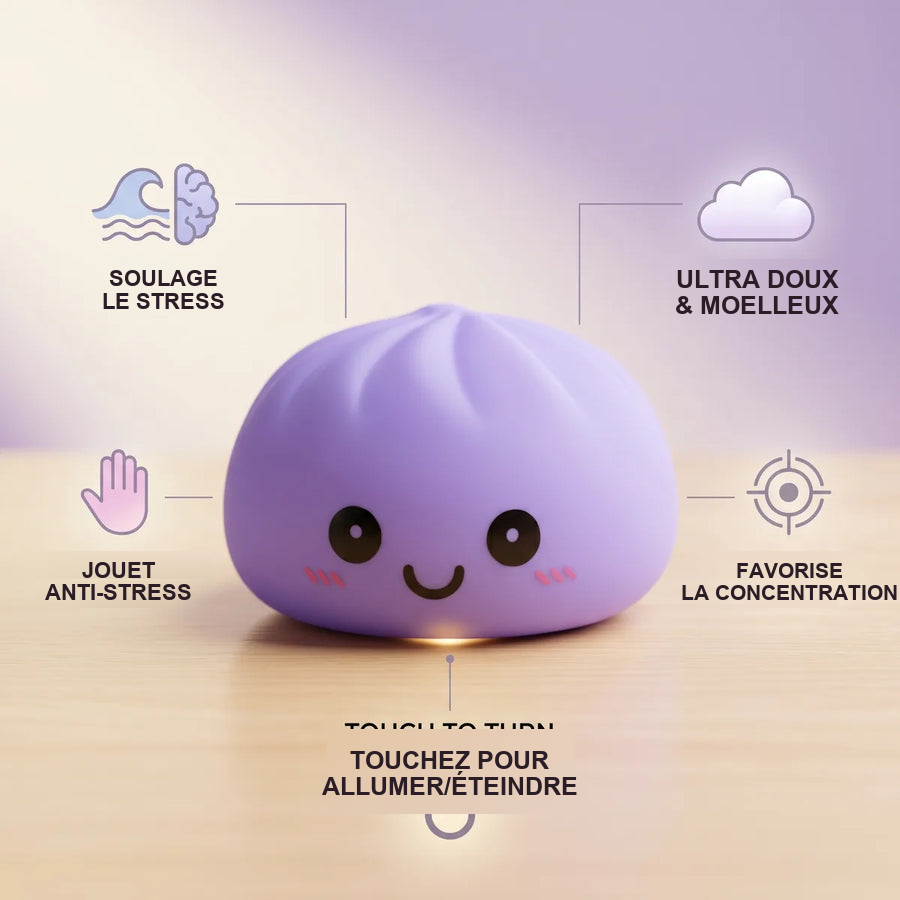 Veilleuse Squishy Dumpling Violette — guide des tailles, comparaison avec une main