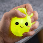 Veilleuse Squishy Dumpling Jaune — en situation d'usage